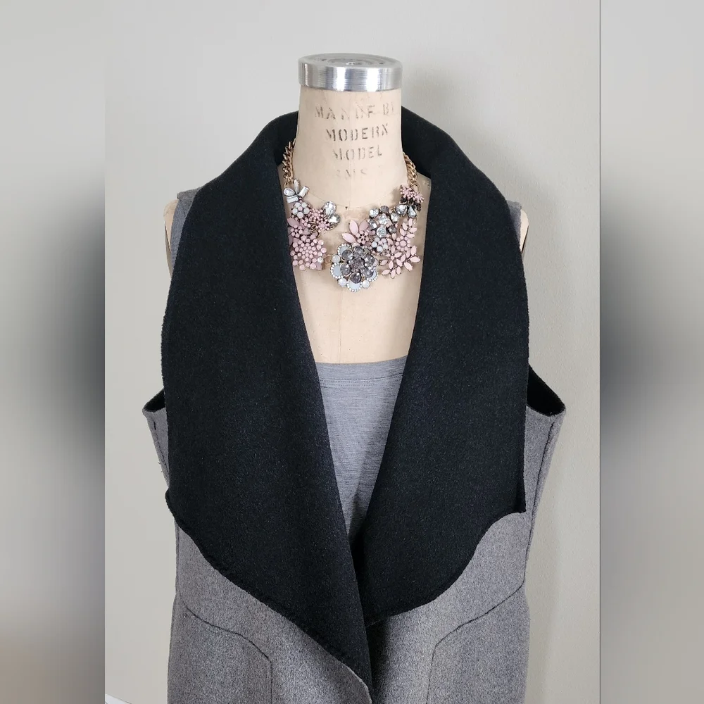Calvin Klein Reversible wool vest - Picture 3 of 12